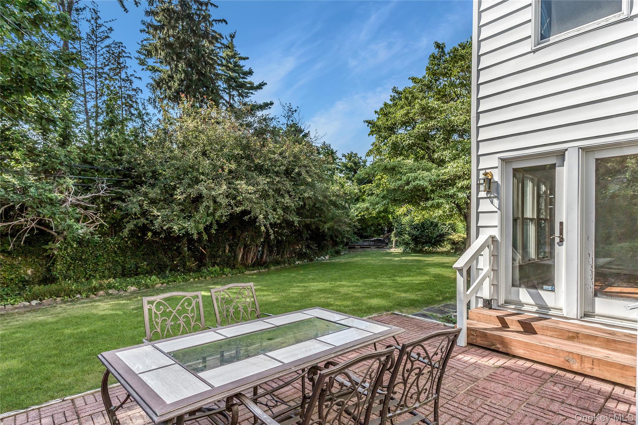 45 Orchard Meadow Road, East Williston, NY 11596