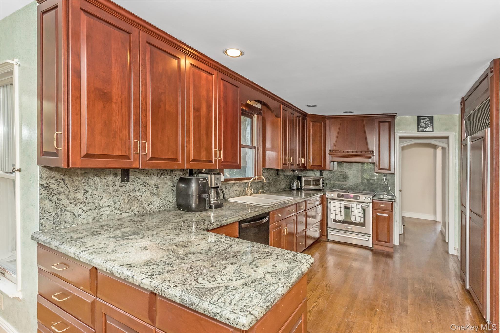 45 Orchard Meadow Road, East Williston, NY 11596