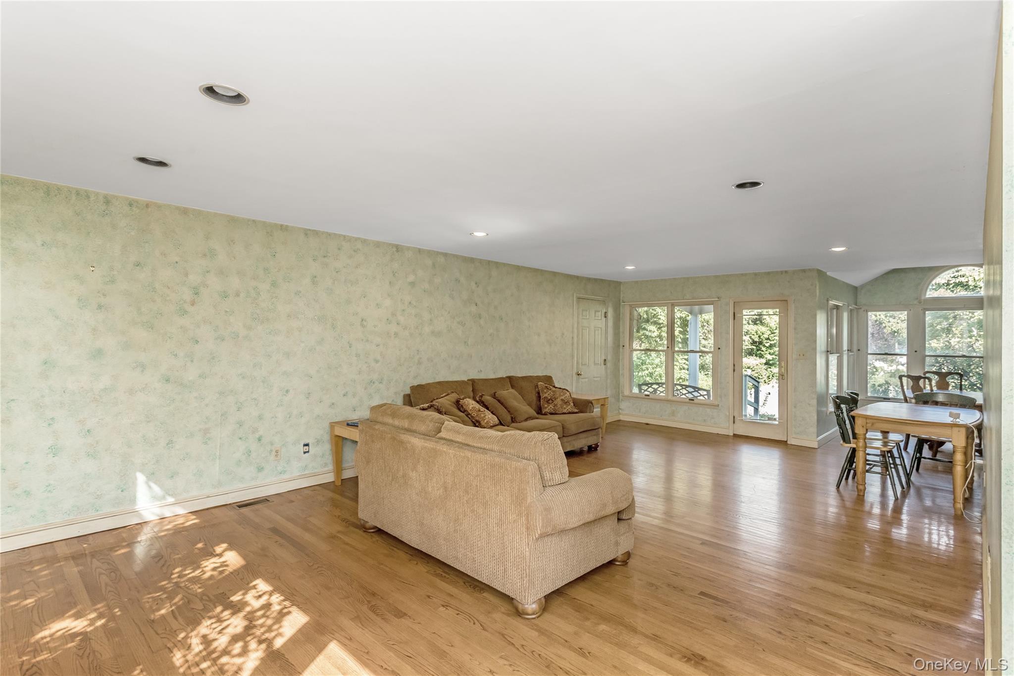 45 Orchard Meadow Road, East Williston, NY 11596