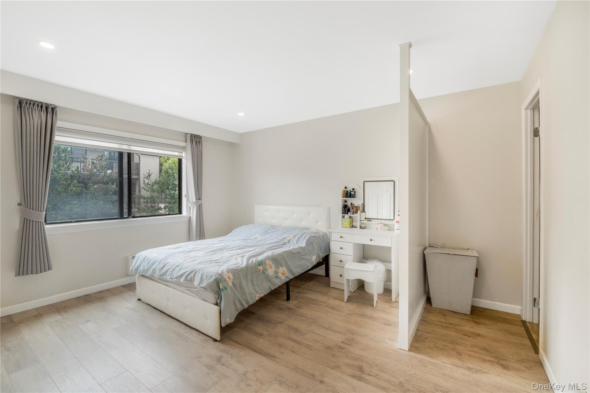 5-24 115th Street # 524C, College Point, NY 11356