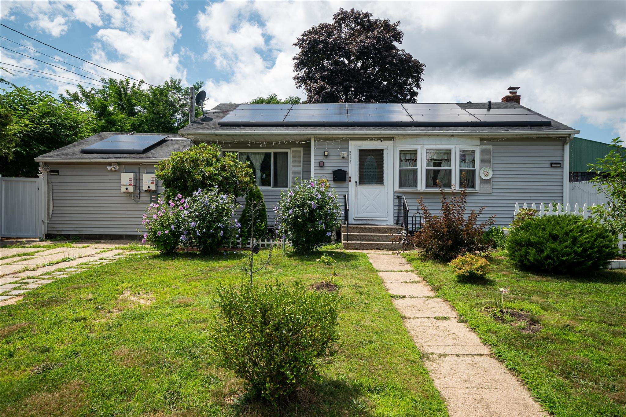 218 Grand Boulevard, Brentwood, NY 11717