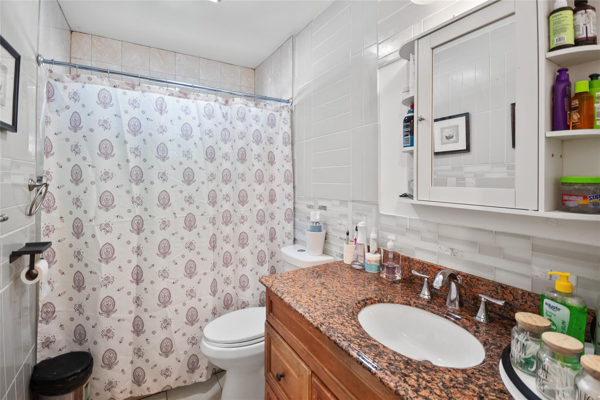 218 Grand Boulevard, Brentwood, NY 11717