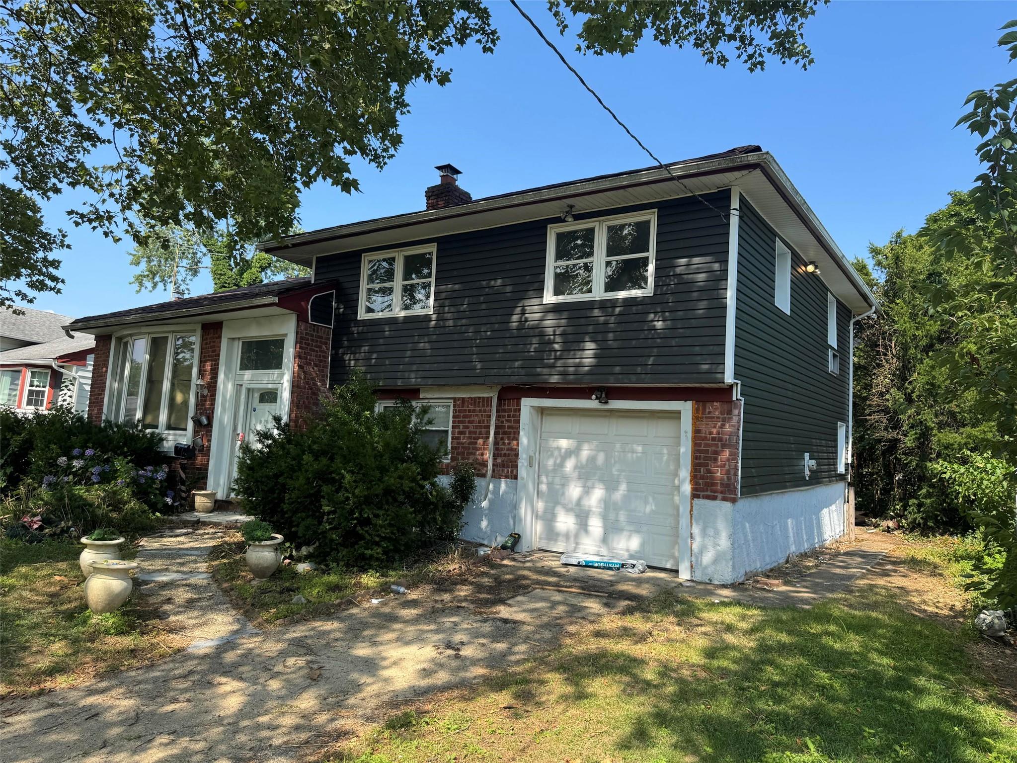 1245 Lynne Street, Baldwin, NY 11510