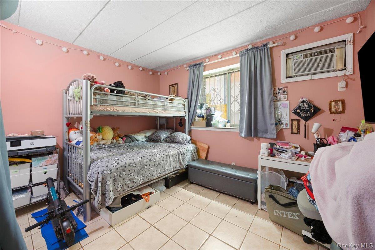 147-26 Roosevelt Ave # L1, Flushing, NY 11354