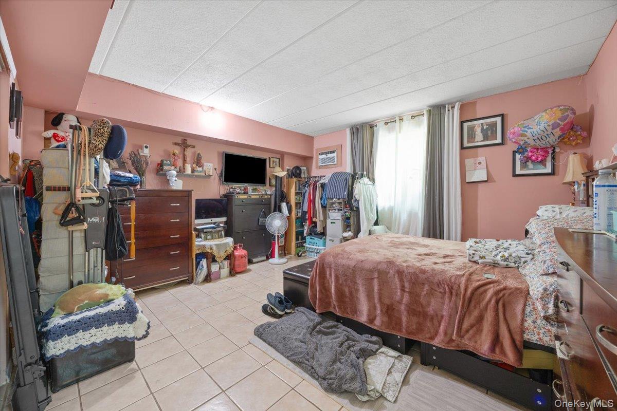 147-26 Roosevelt Ave # L1, Flushing, NY 11354