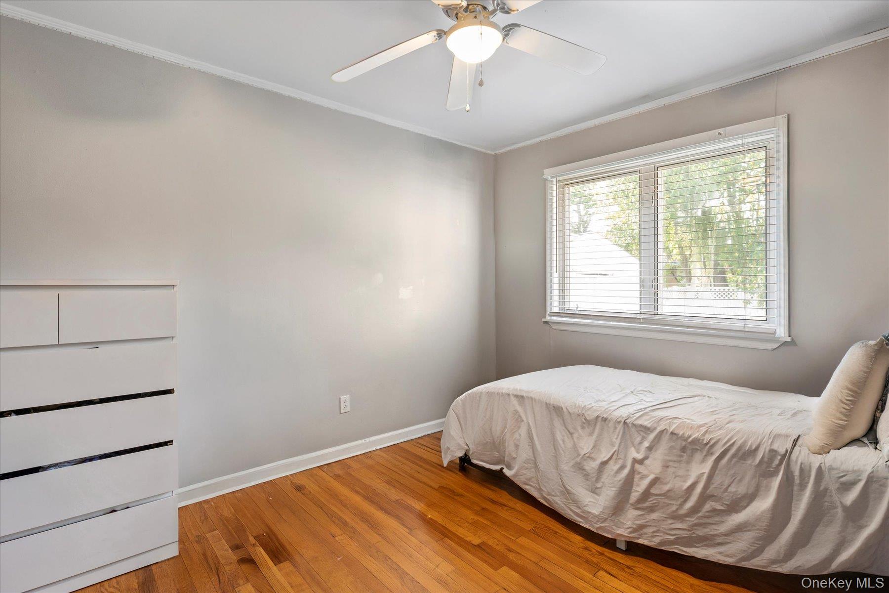 135 Woodlawn Avenue, Saint James, NY 11780