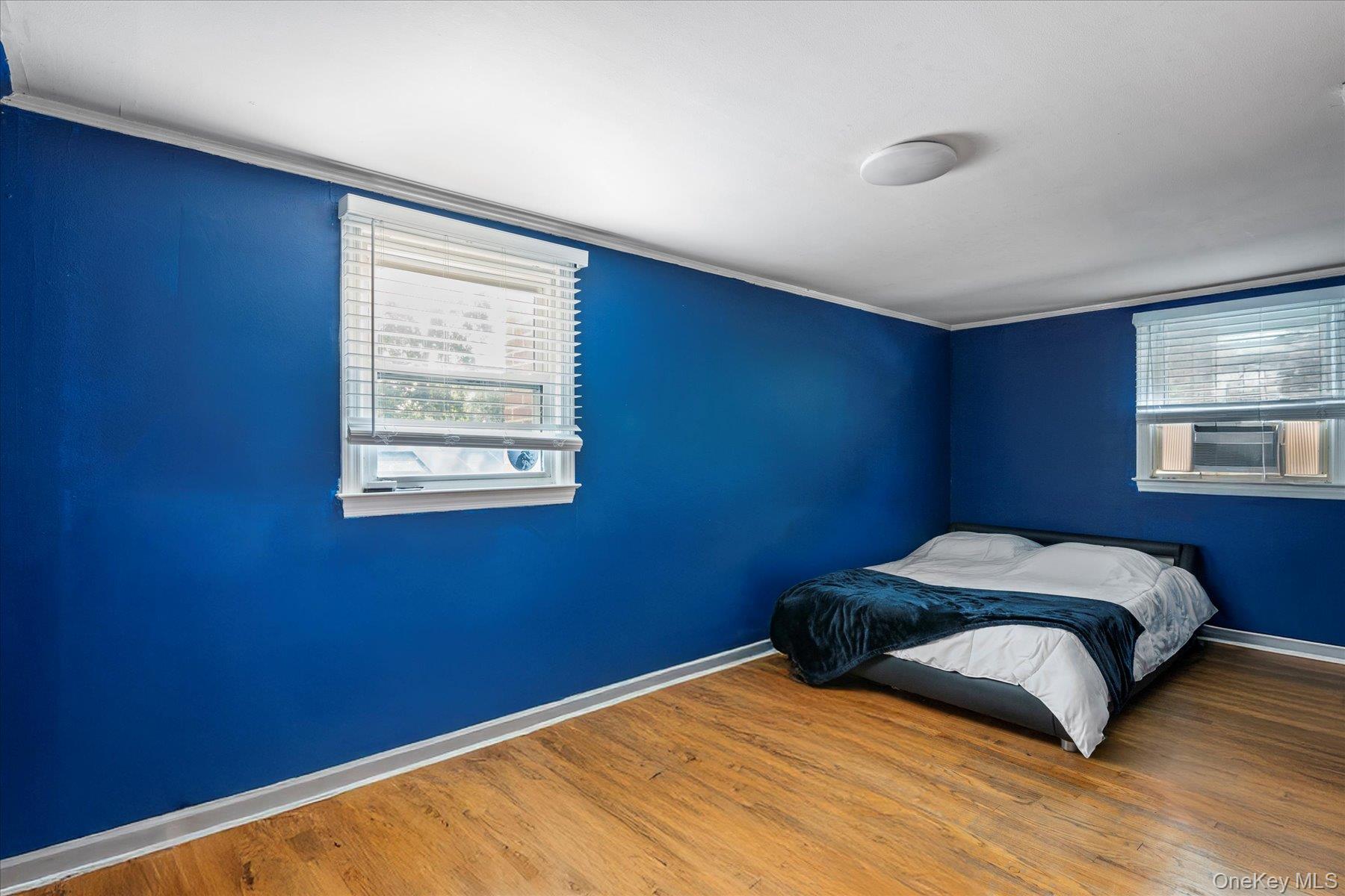 135 Woodlawn Avenue, Saint James, NY 11780