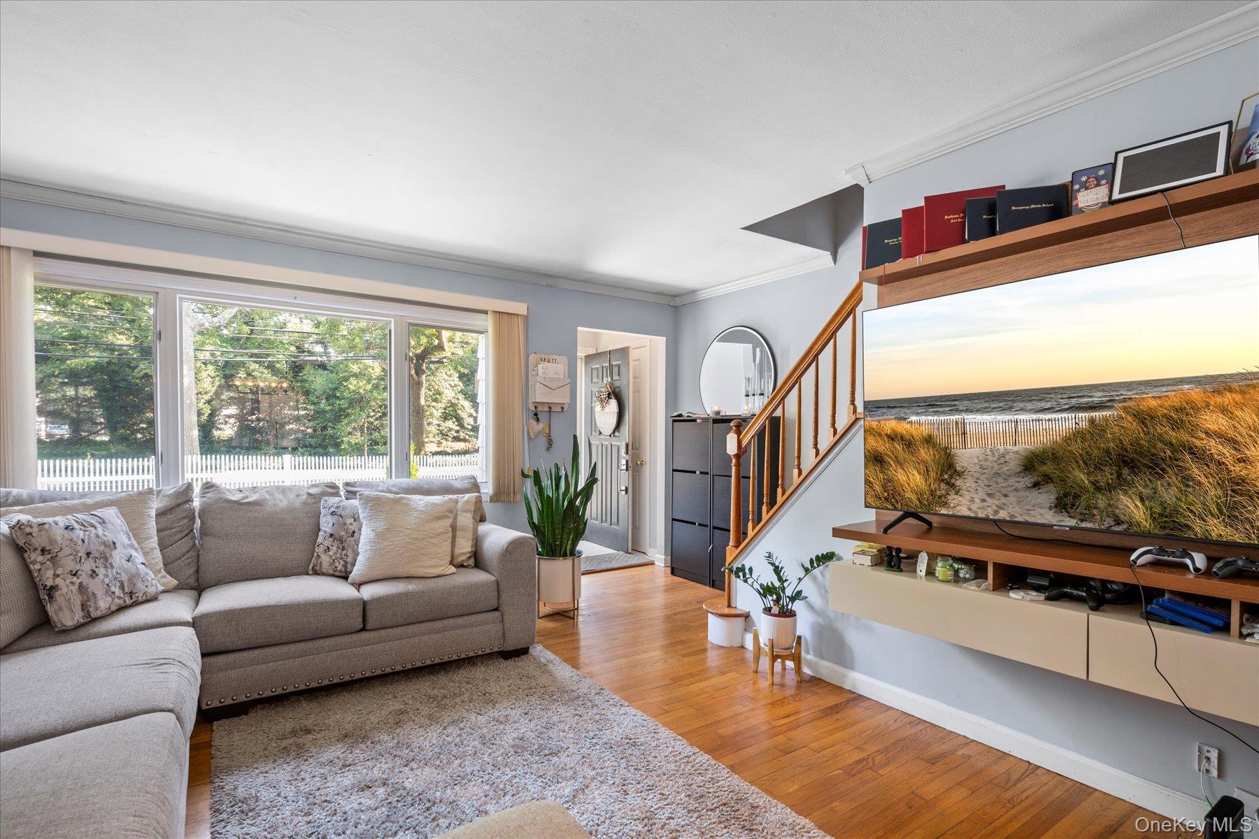 135 Woodlawn Avenue, Saint James, NY 11780