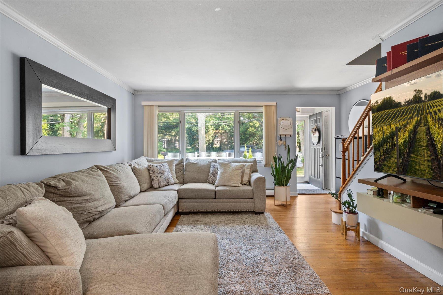 135 Woodlawn Avenue, Saint James, NY 11780