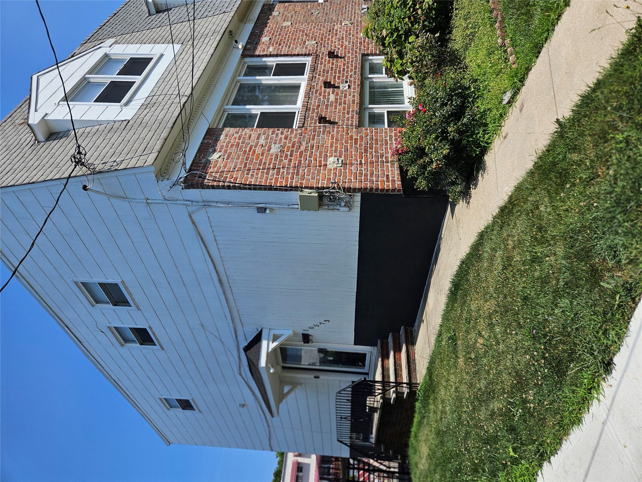 10573 Avenue L, Brooklyn, NY 11236