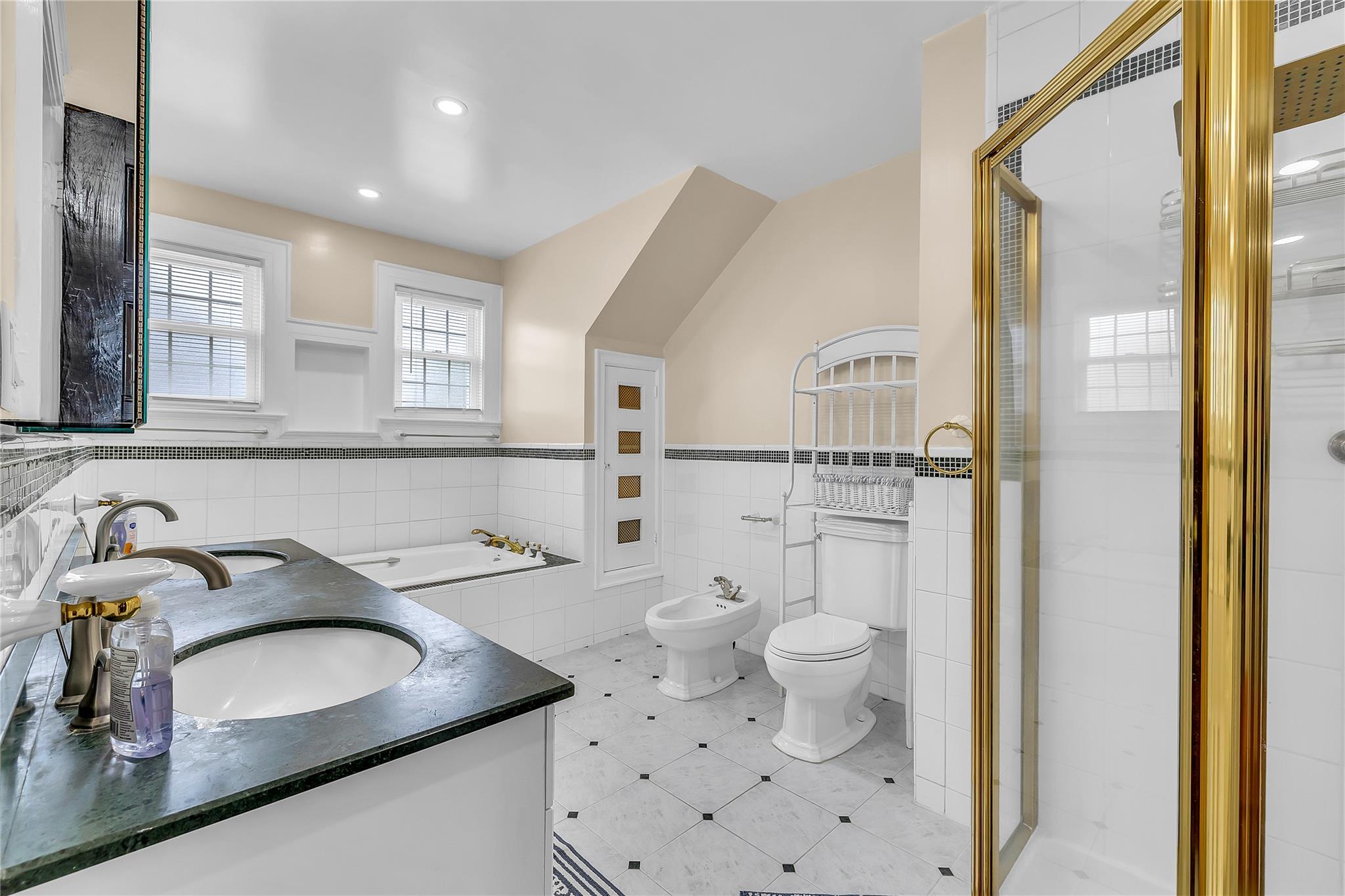 72 Ingraham Boulevard, Hempstead, NY 11550