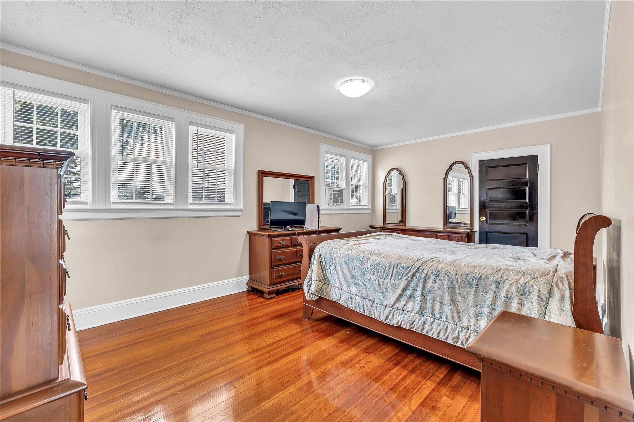 72 Ingraham Boulevard, Hempstead, NY 11550