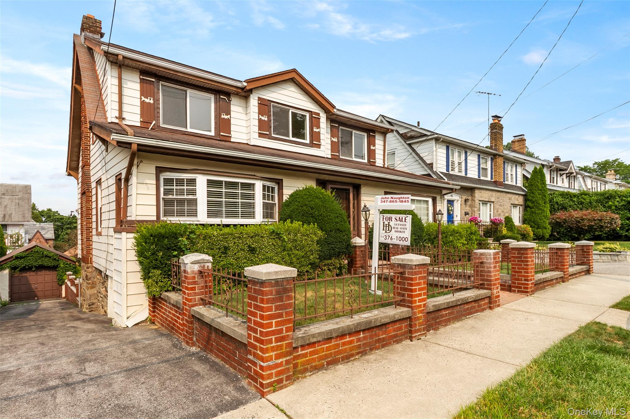 89 Devoe Avenue, Yonkers, NY 10705