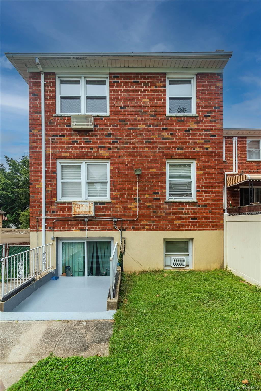 926 Vincent Avenue, Bronx, NY 10465