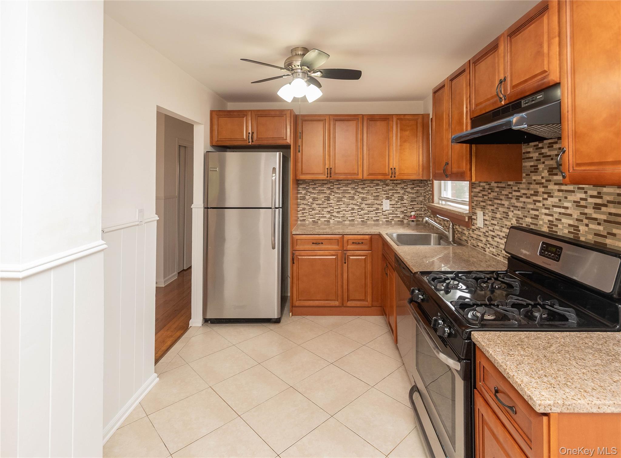 926 Vincent Avenue, Bronx, NY 10465