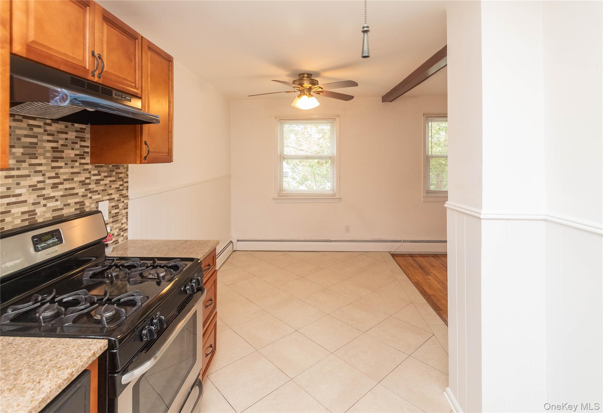 926 Vincent Avenue, Bronx, NY 10465