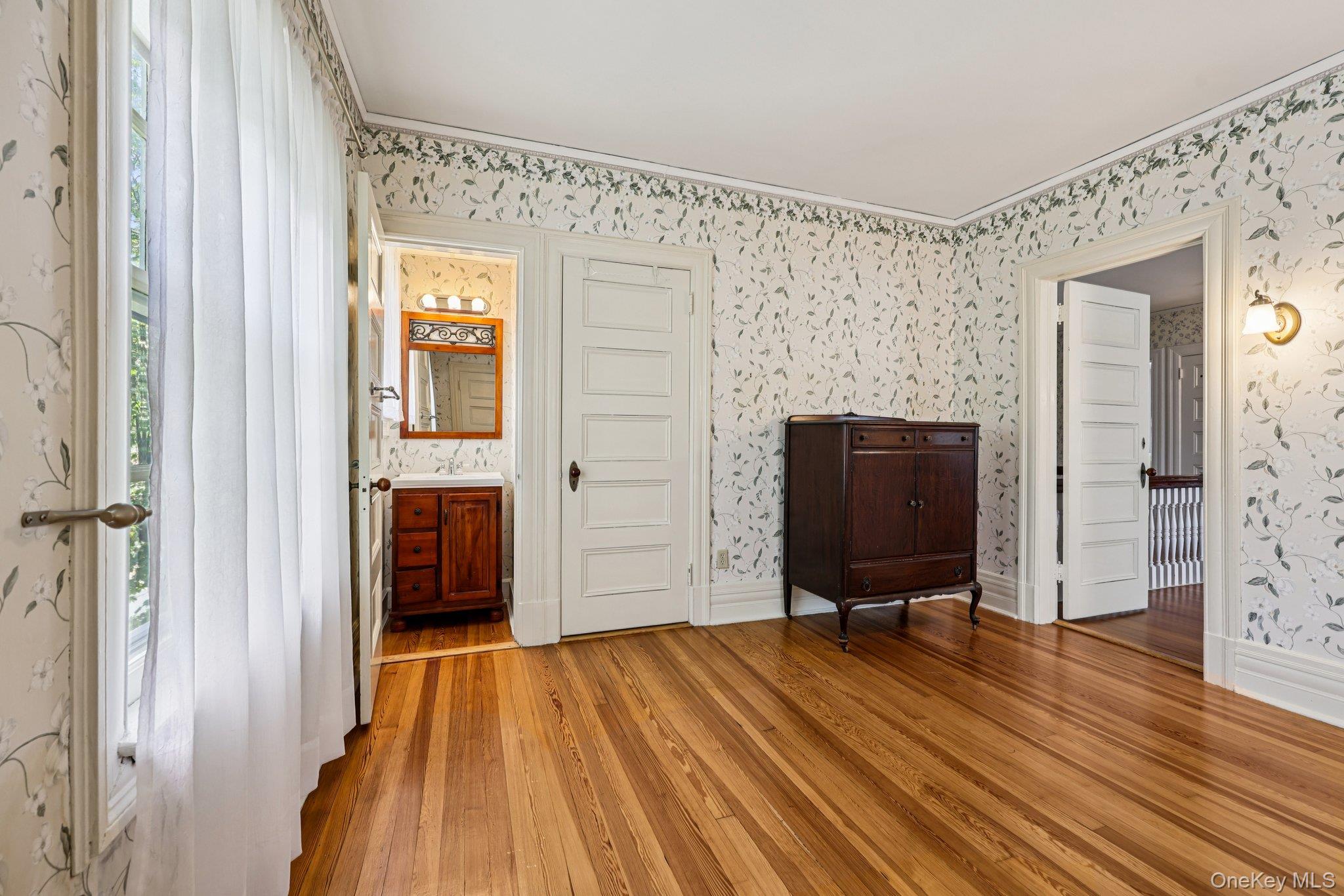 466 Palisade Avenue, Yonkers, NY 10703