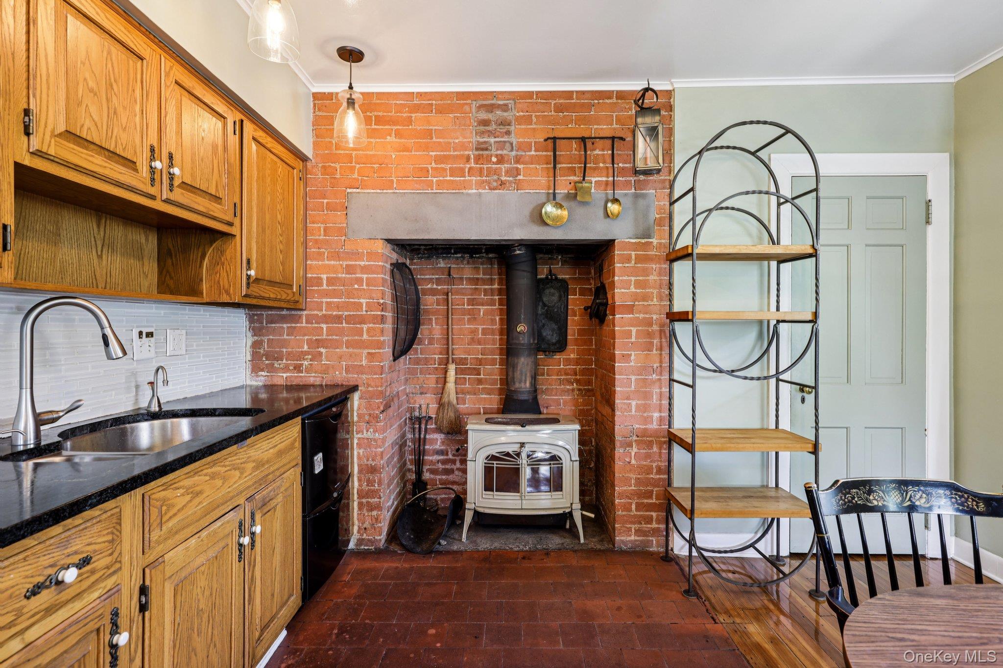 466 Palisade Avenue, Yonkers, NY 10703