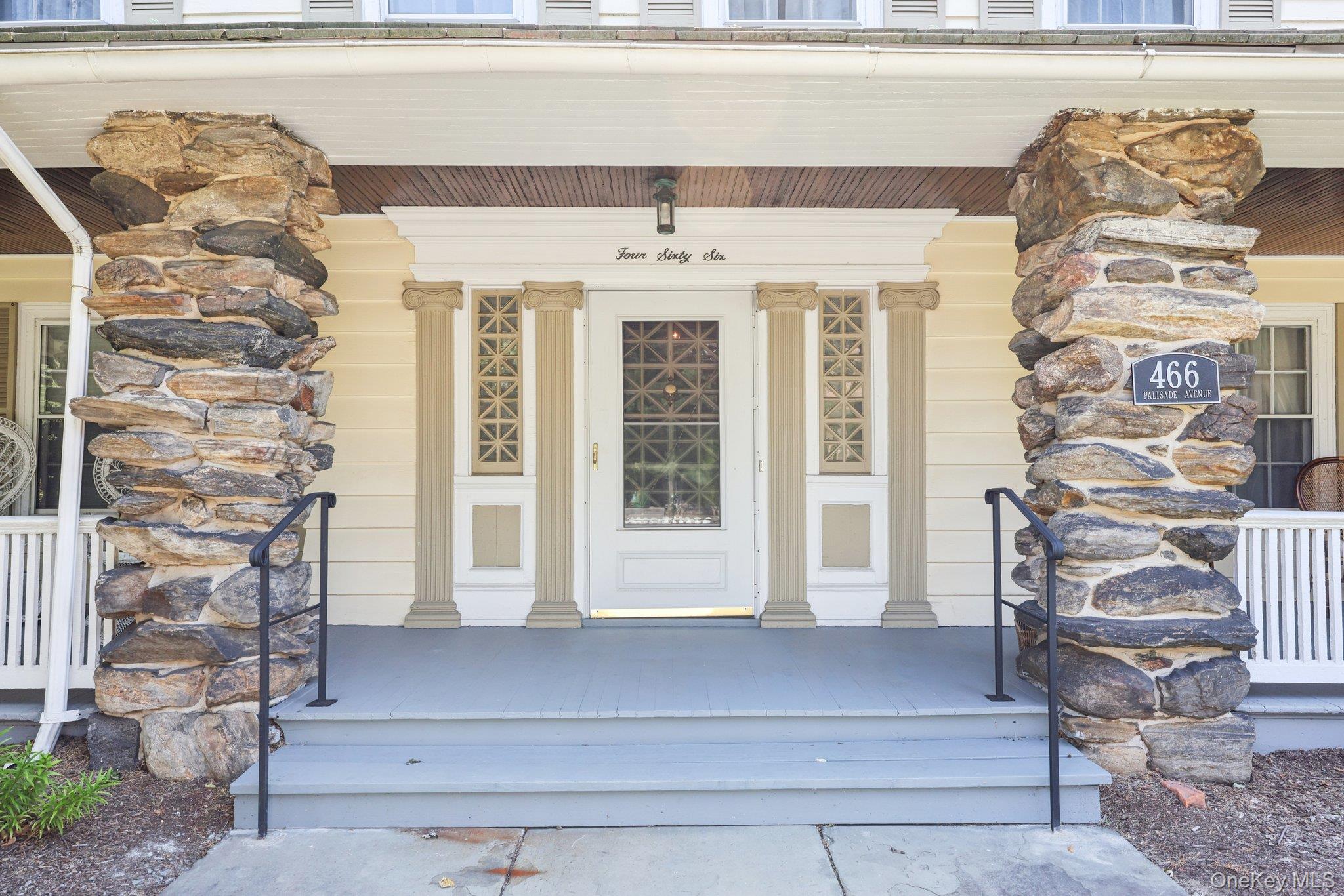 466 Palisade Avenue, Yonkers, NY 10703