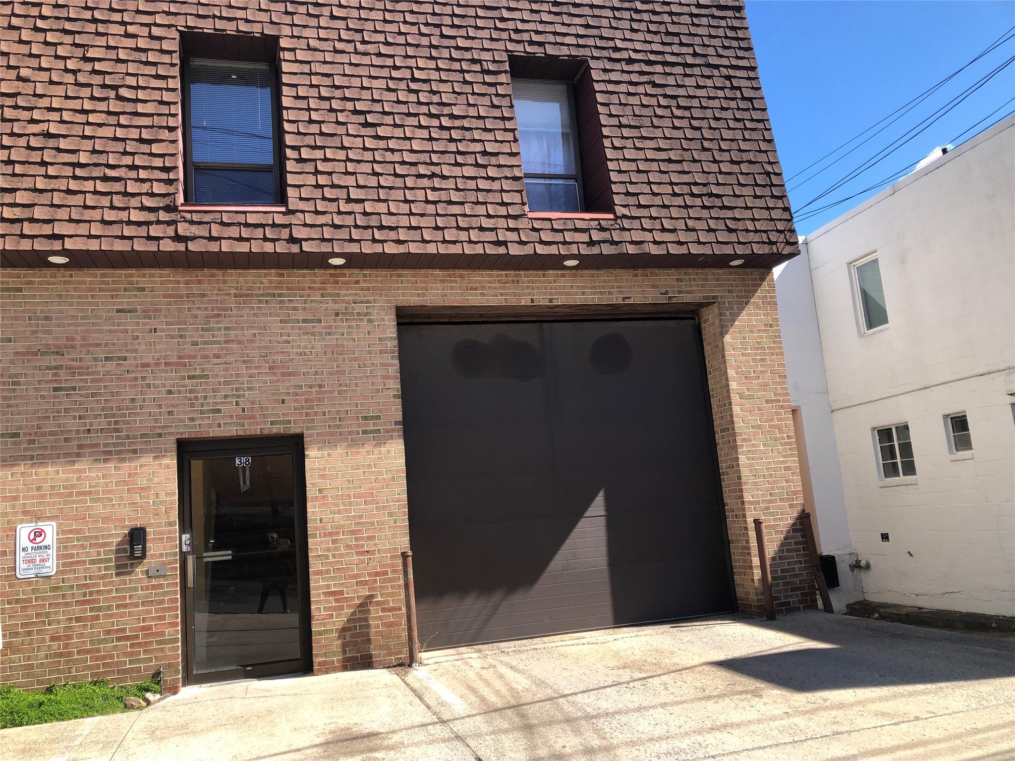 38 E Sintsink Drive E # Apt B, Port Washington, NY 11050