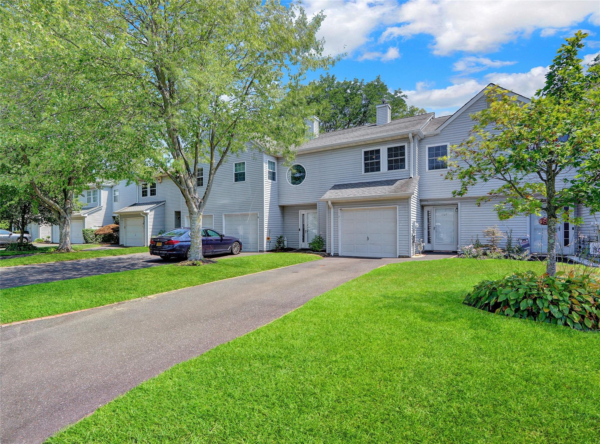 1107 Sara Circle # B, Port Jefferson Station, NY 11776