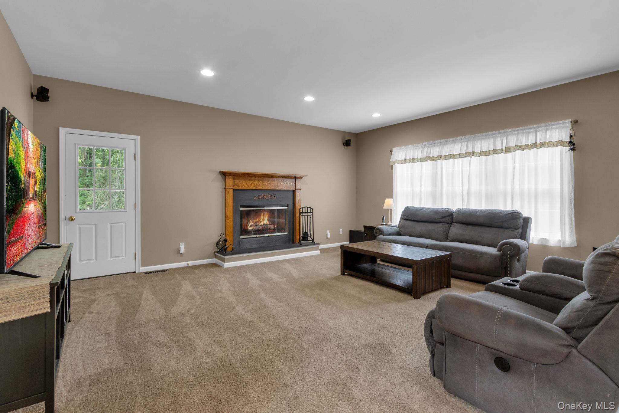 42 Amandas Way, Lagrangeville, NY 12540