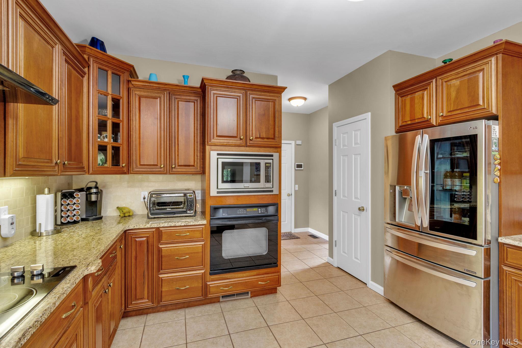 42 Amandas Way, Lagrangeville, NY 12540