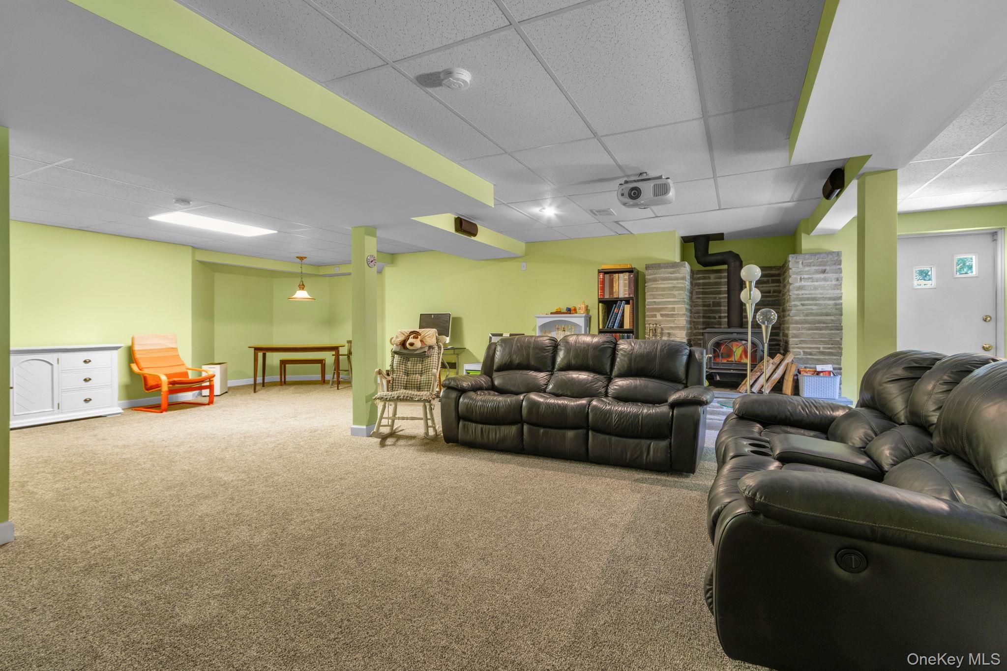 42 Amandas Way, Lagrangeville, NY 12540