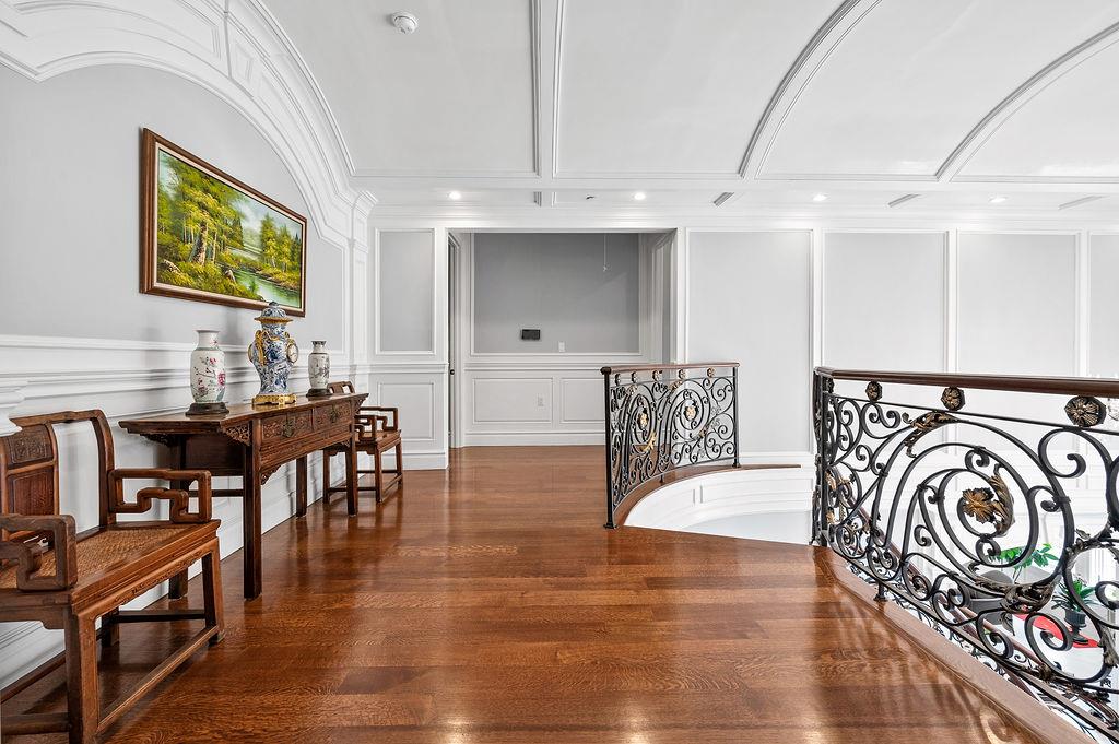 264-11 60th Avenue, Little Neck, NY 11362