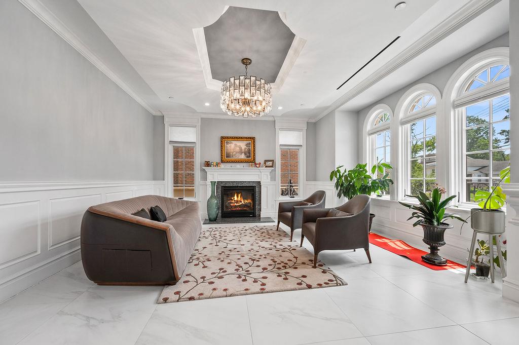 264-11 60th Avenue, Little Neck, NY 11362