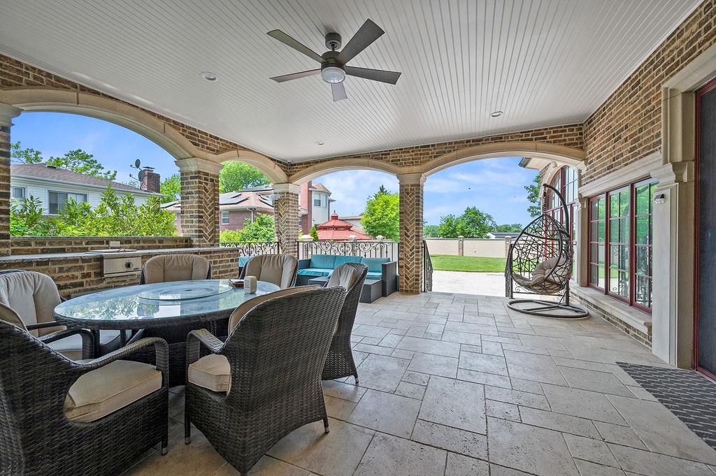 264-11 60th Avenue, Little Neck, NY 11362