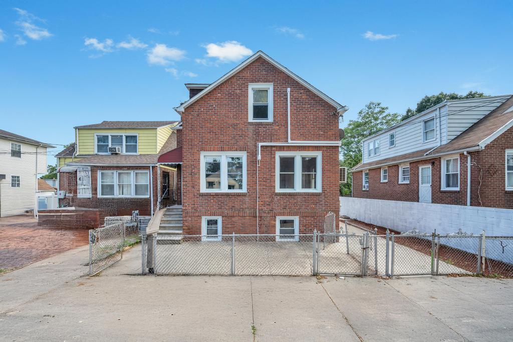225-20 111th Avenue, Queens Village, NY 11429