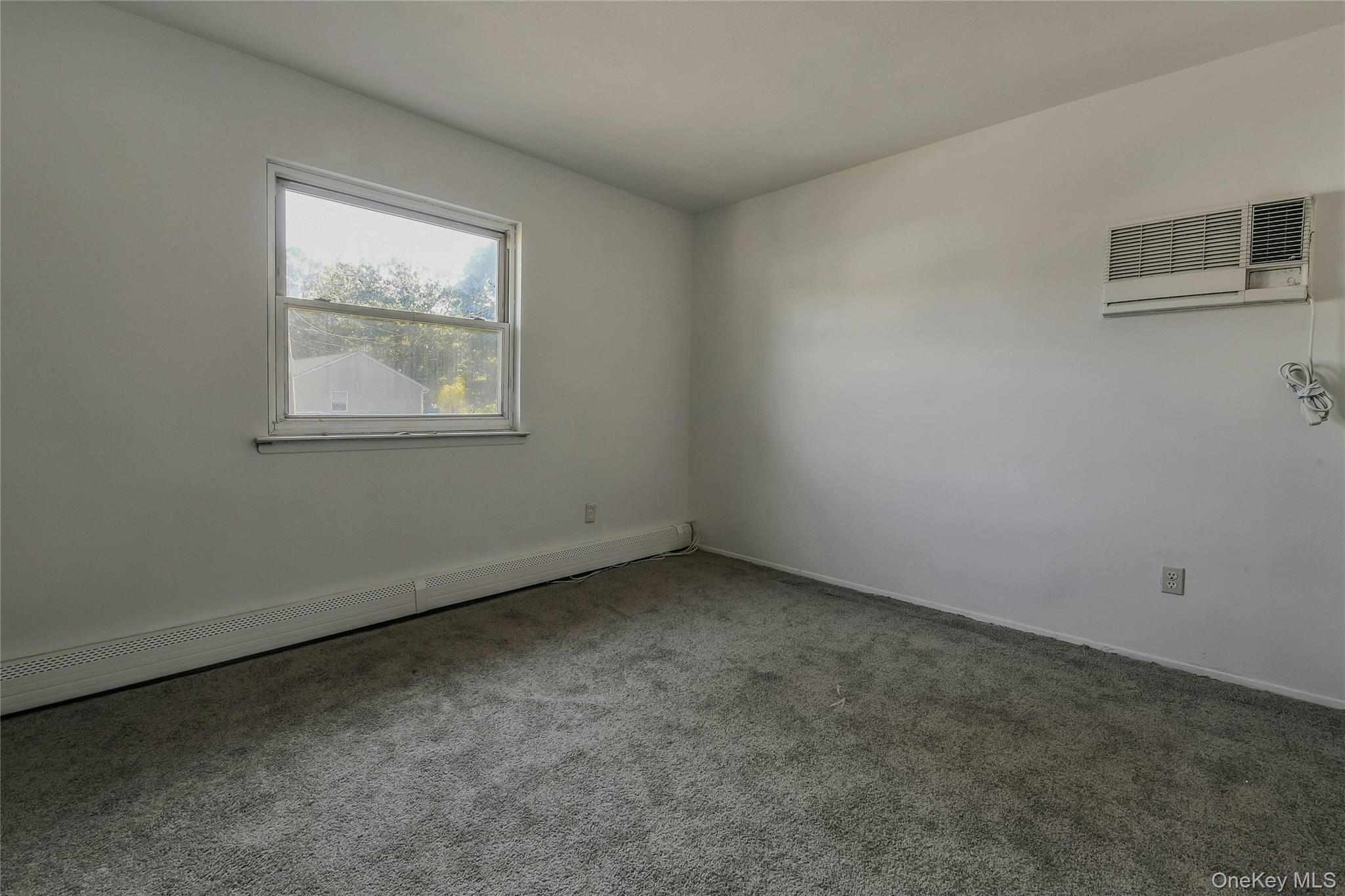 4 Beechwood Drive, Shirley, NY 11967