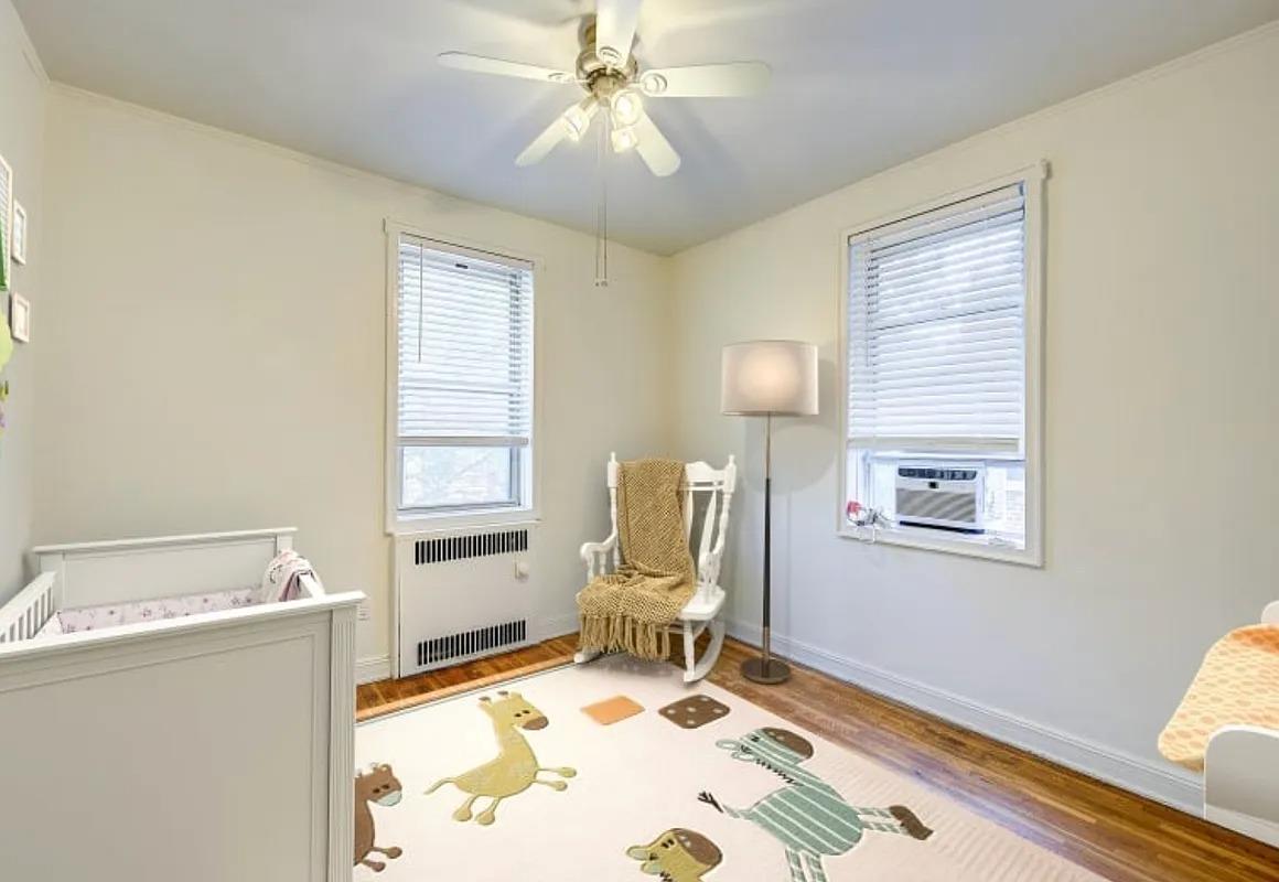 106-15 Queens Boulevard # 3R, Forest Hills, NY 11375