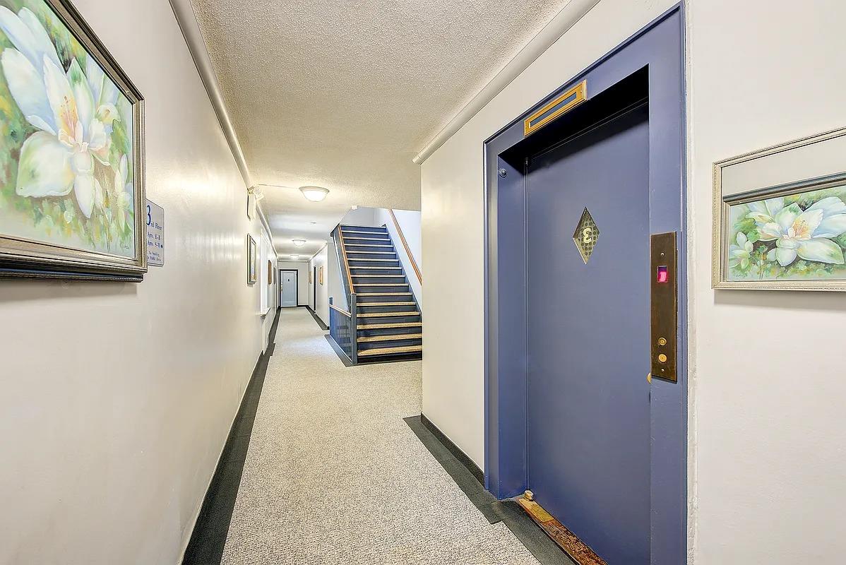 106-15 Queens Boulevard # 3R, Forest Hills, NY 11375