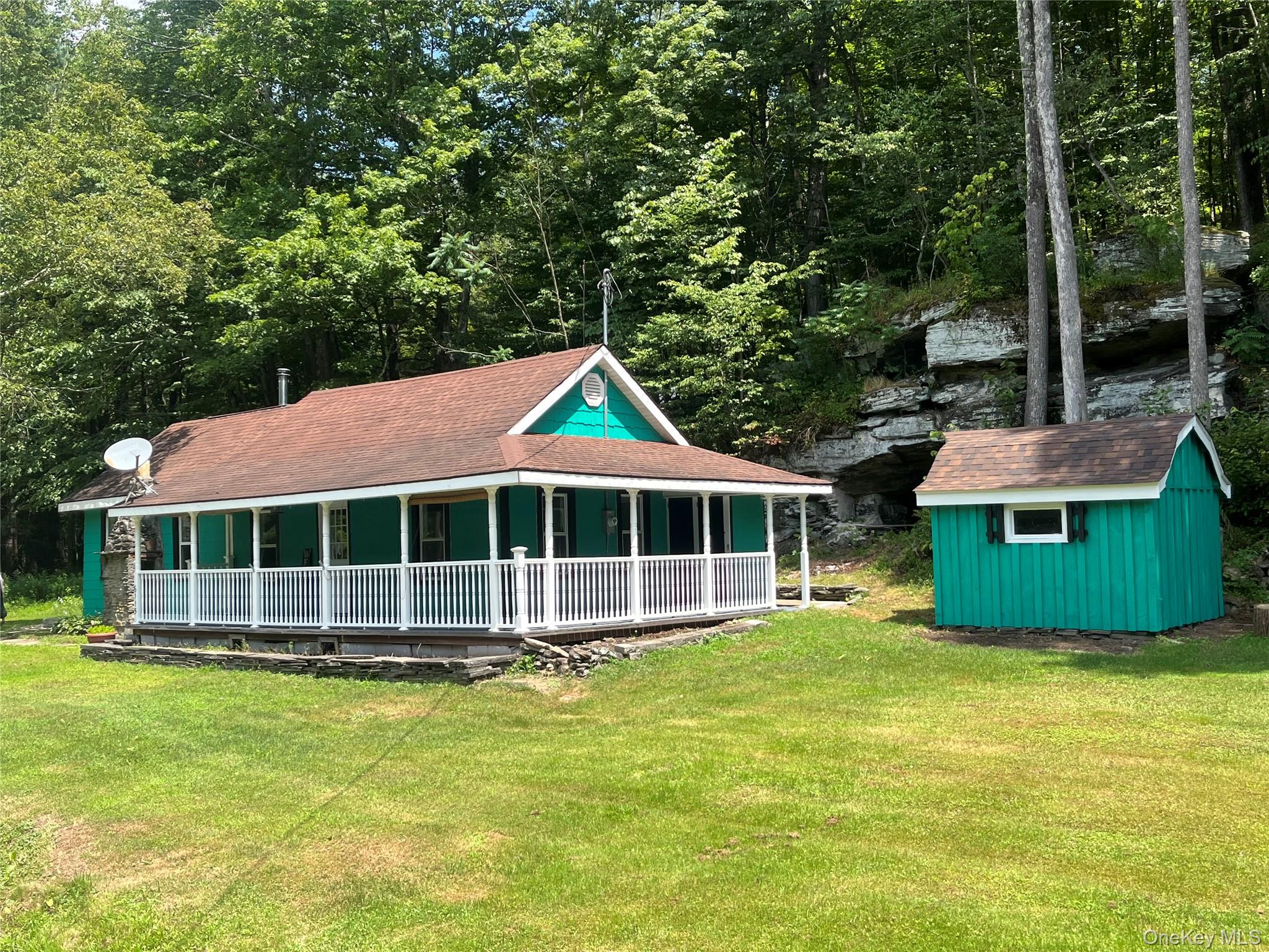 6115 State Route 52, Cochecton, NY 12726