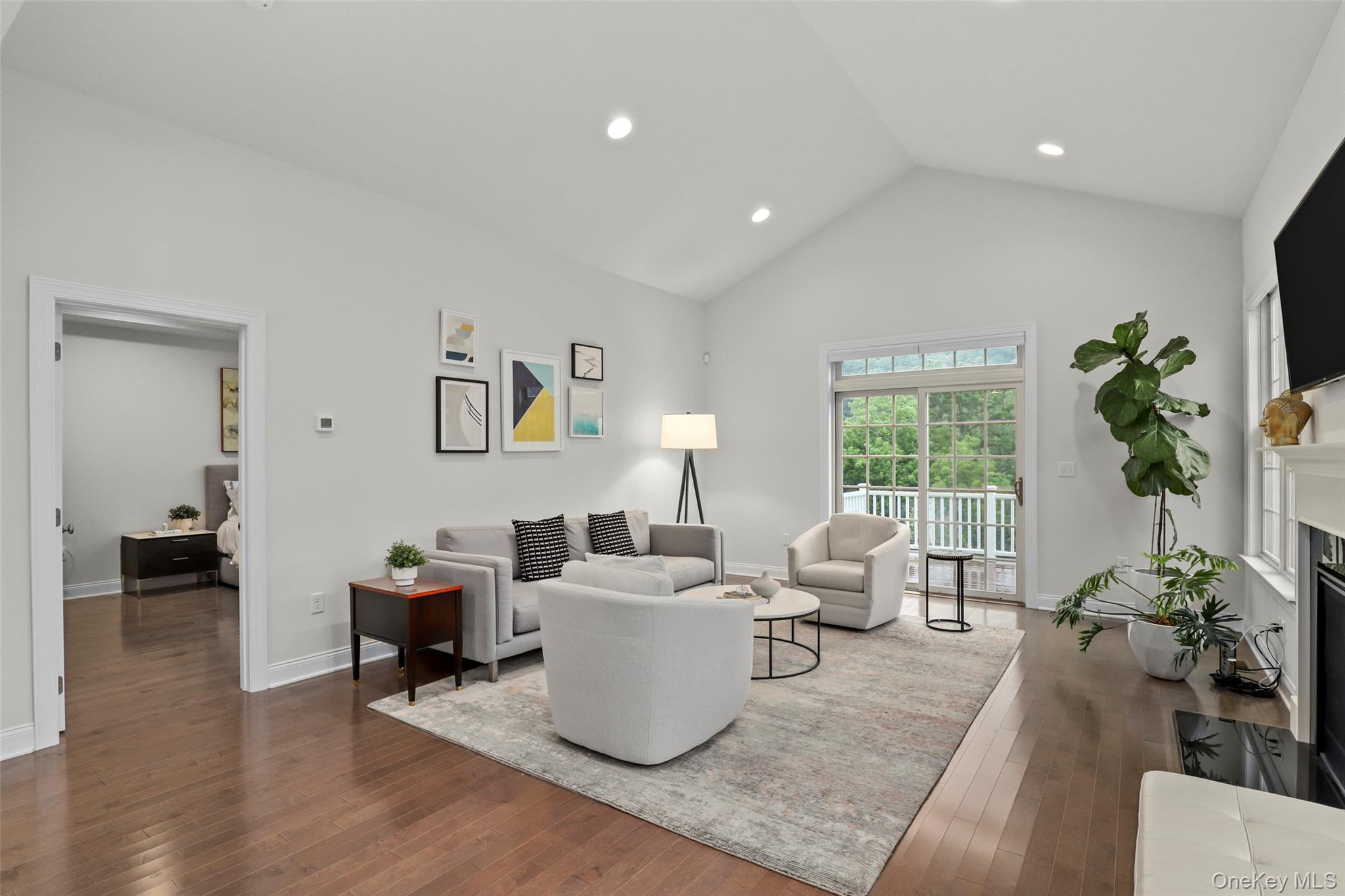 54 Dennis Lane, Pleasantville, NY 10570