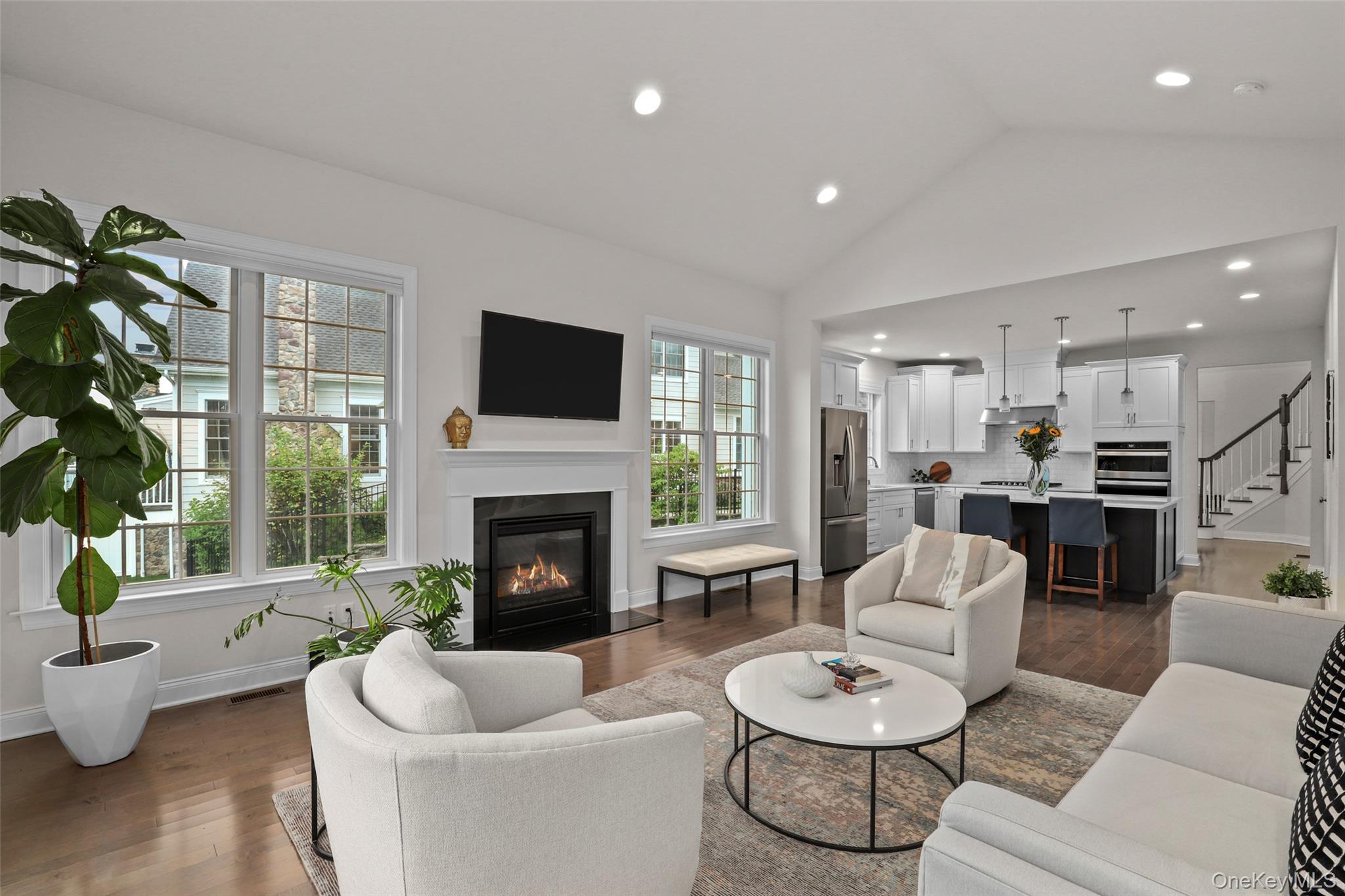 54 Dennis Lane, Pleasantville, NY 10570