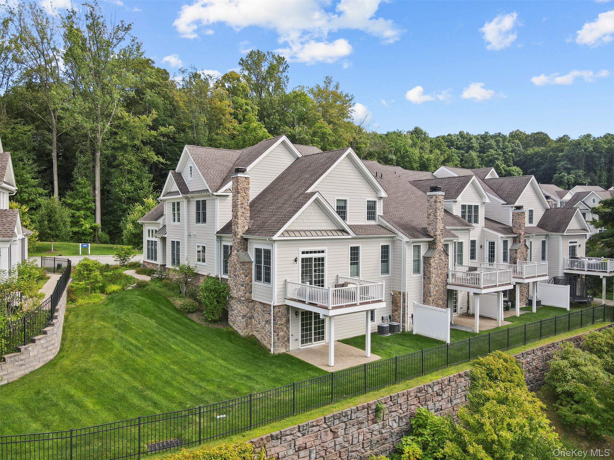 54 Dennis Lane, Pleasantville, NY 10570