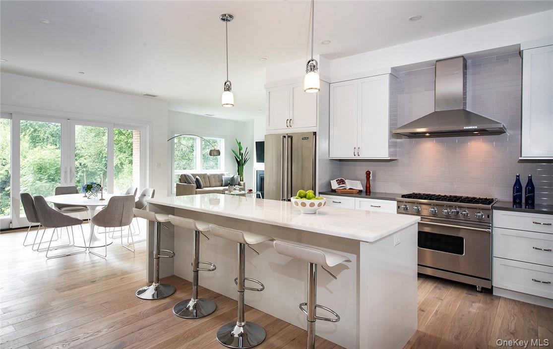 8 Boulevard W # 301, Pelham, NY 10803