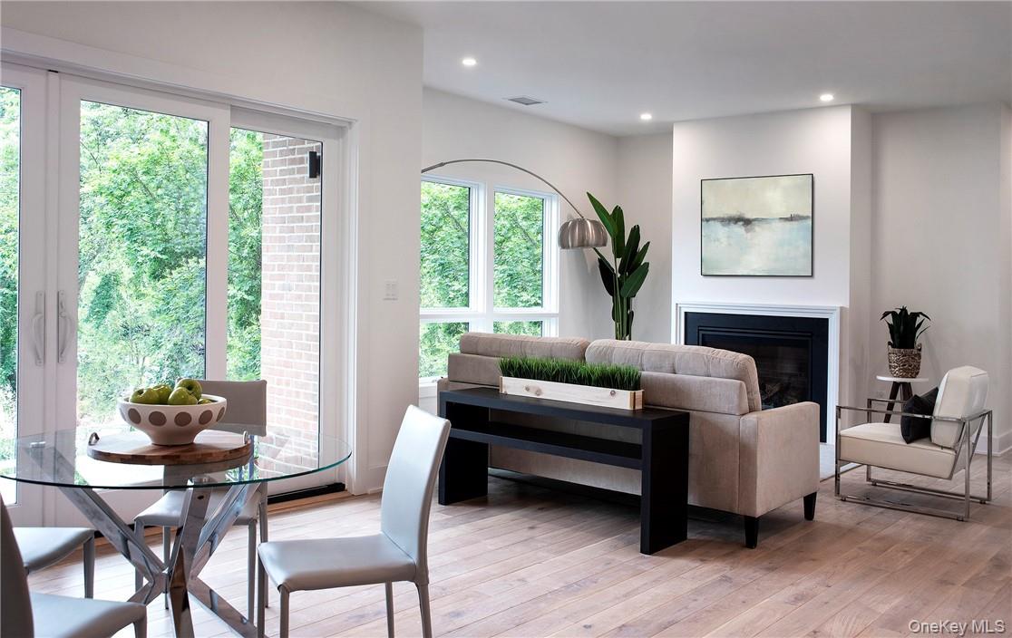 8 Boulevard W # 301, Pelham, NY 10803