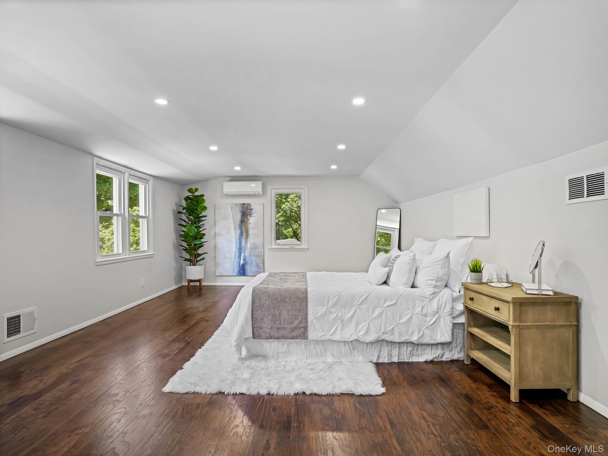 43 Amherst Drive, New Rochelle, NY 10804