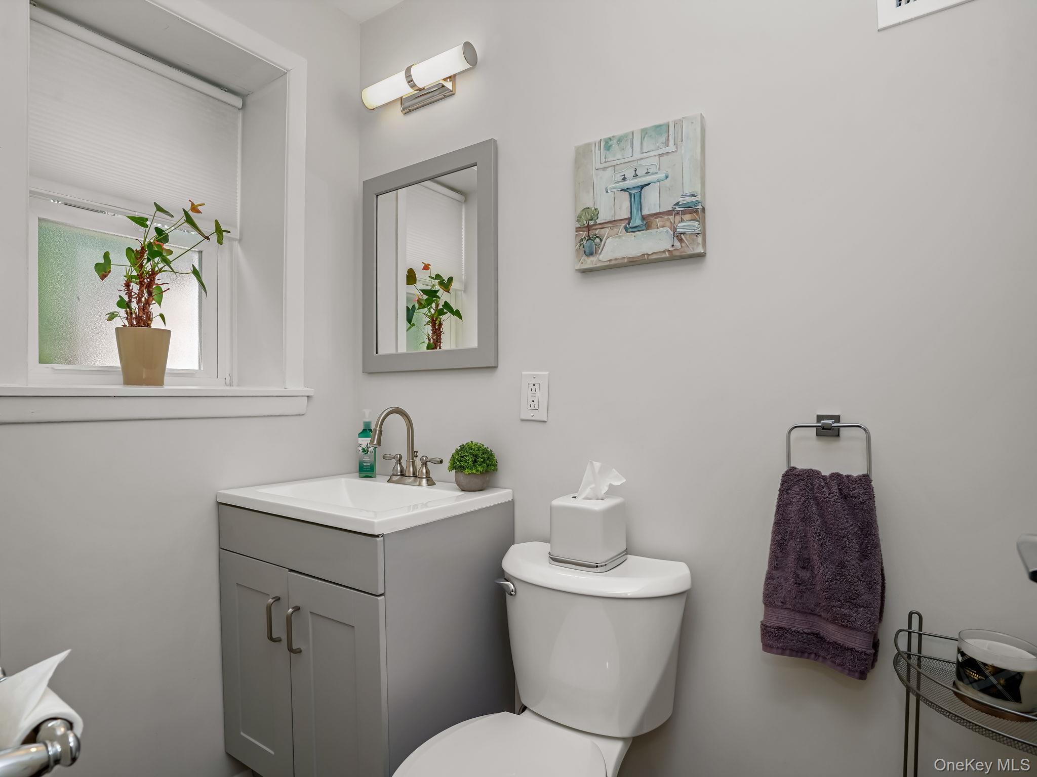 43 Amherst Drive, New Rochelle, NY 10804