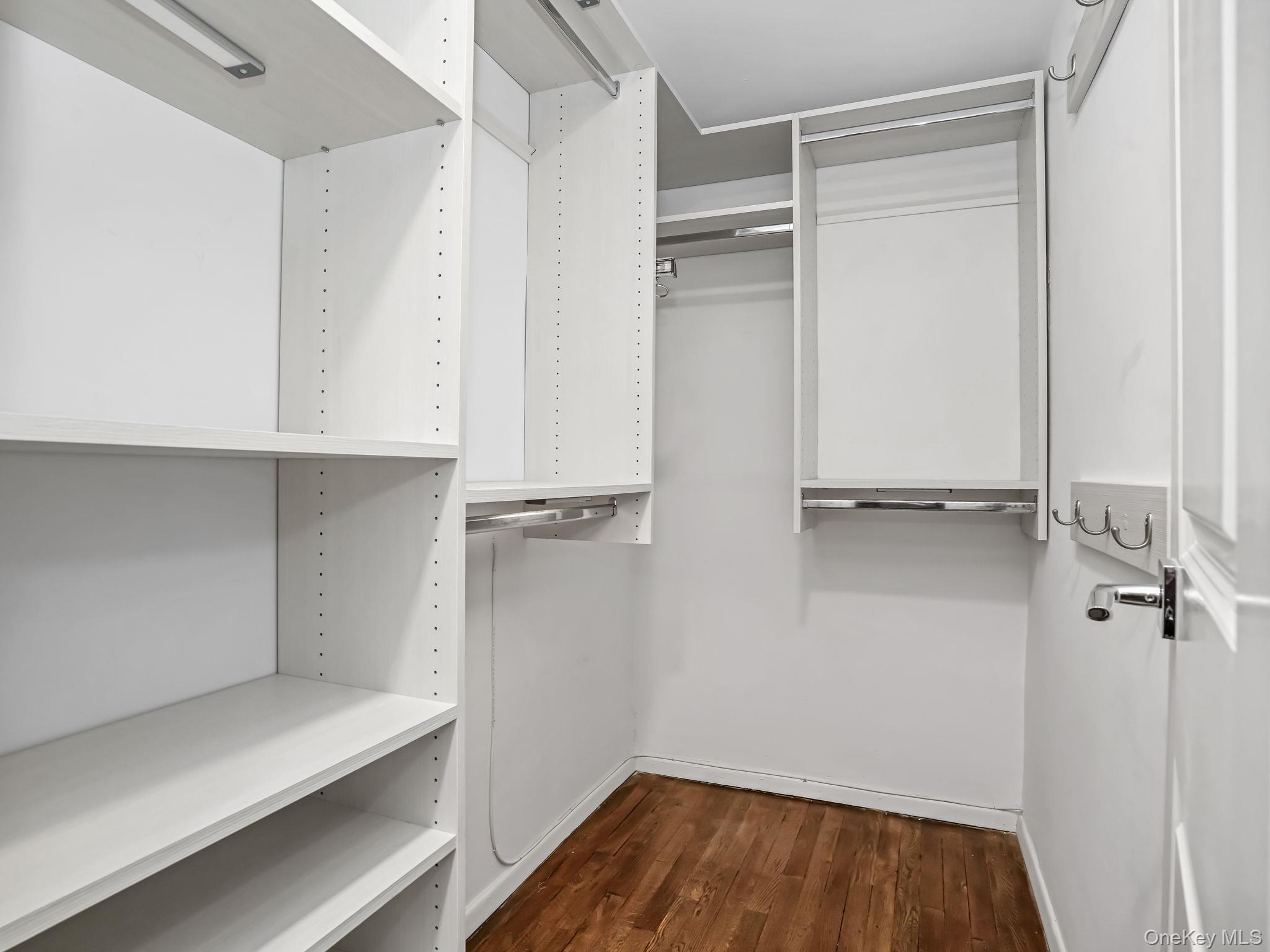 43 Amherst Drive, New Rochelle, NY 10804