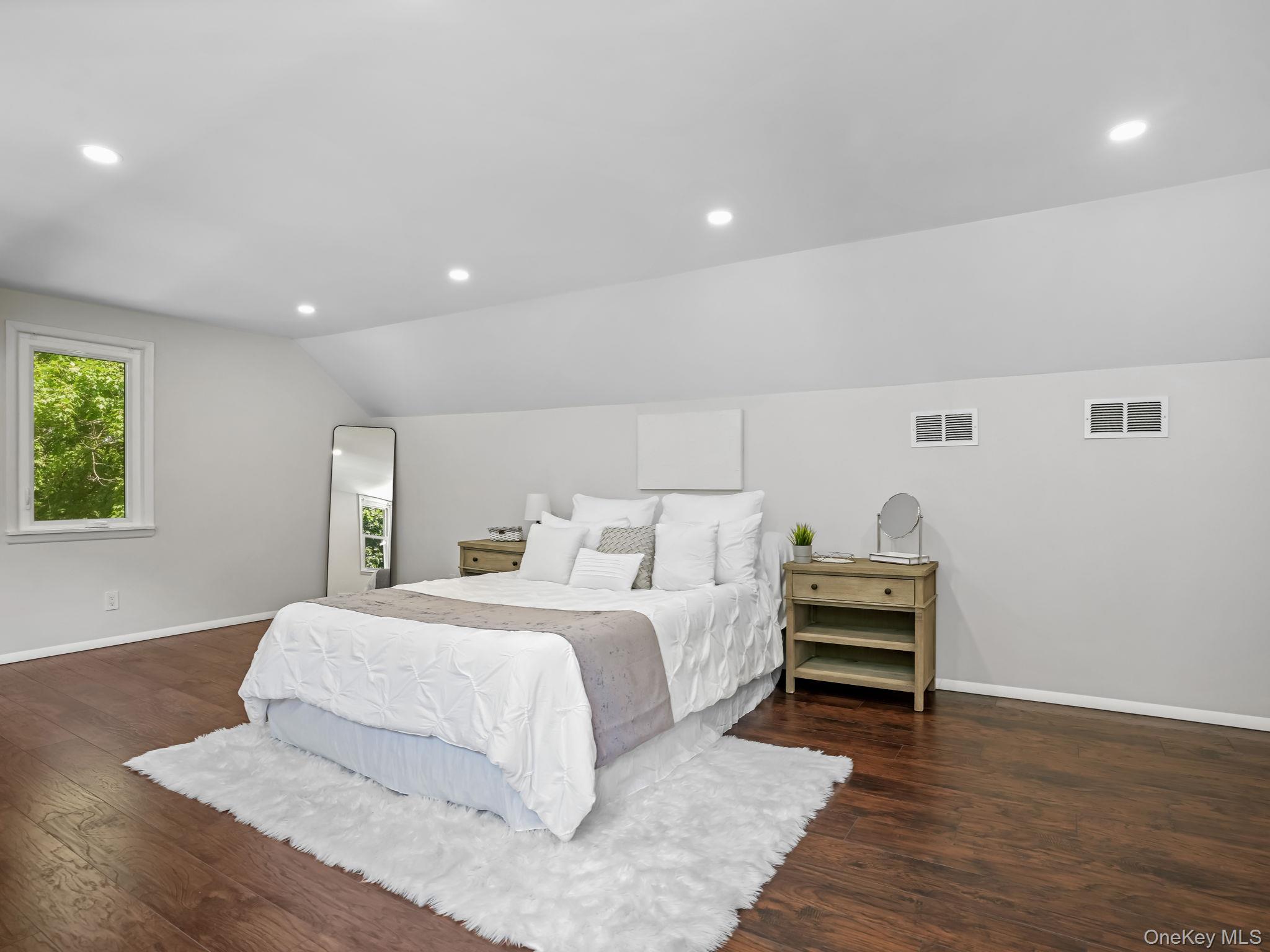 43 Amherst Drive, New Rochelle, NY 10804