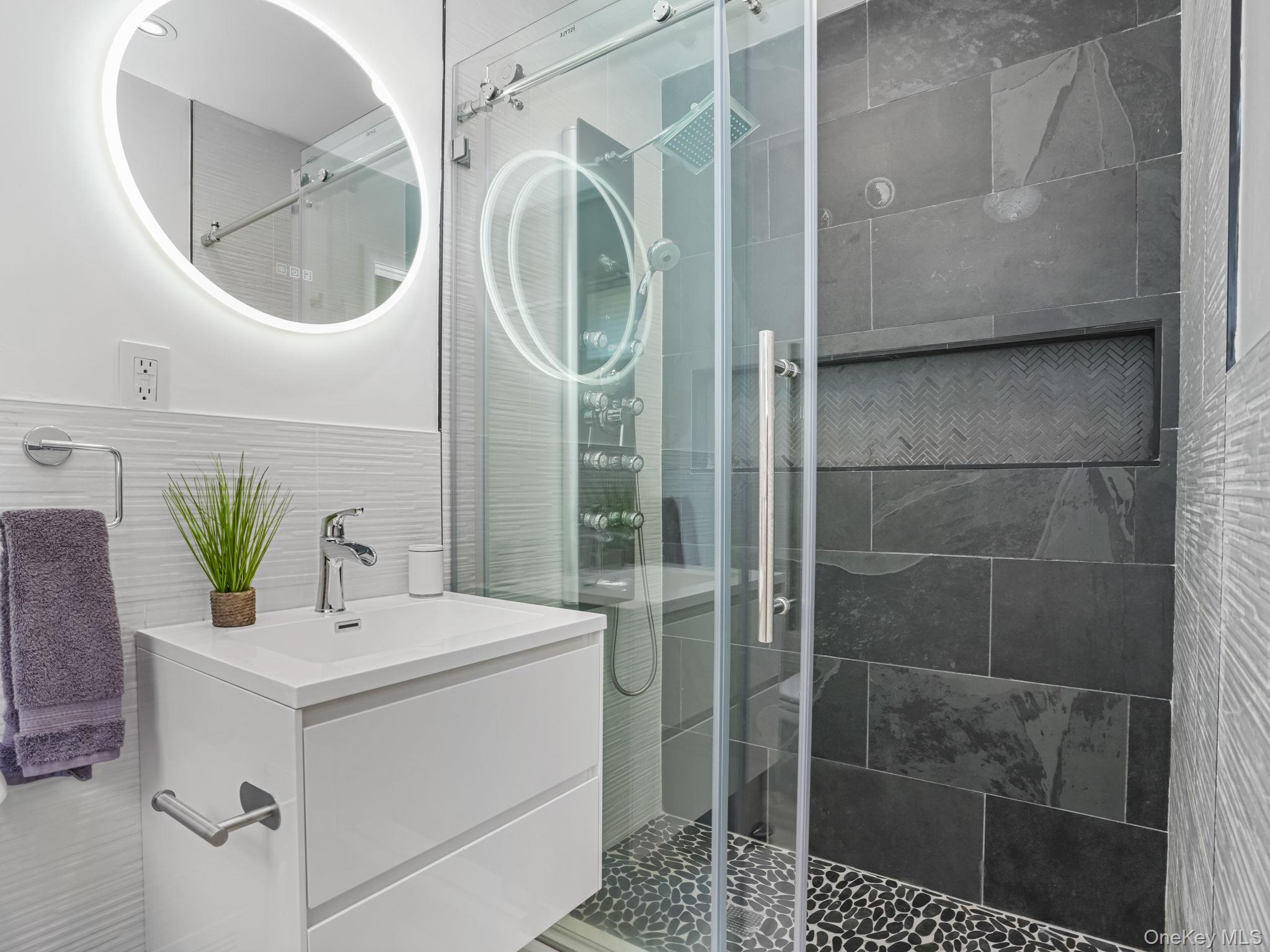 43 Amherst Drive, New Rochelle, NY 10804