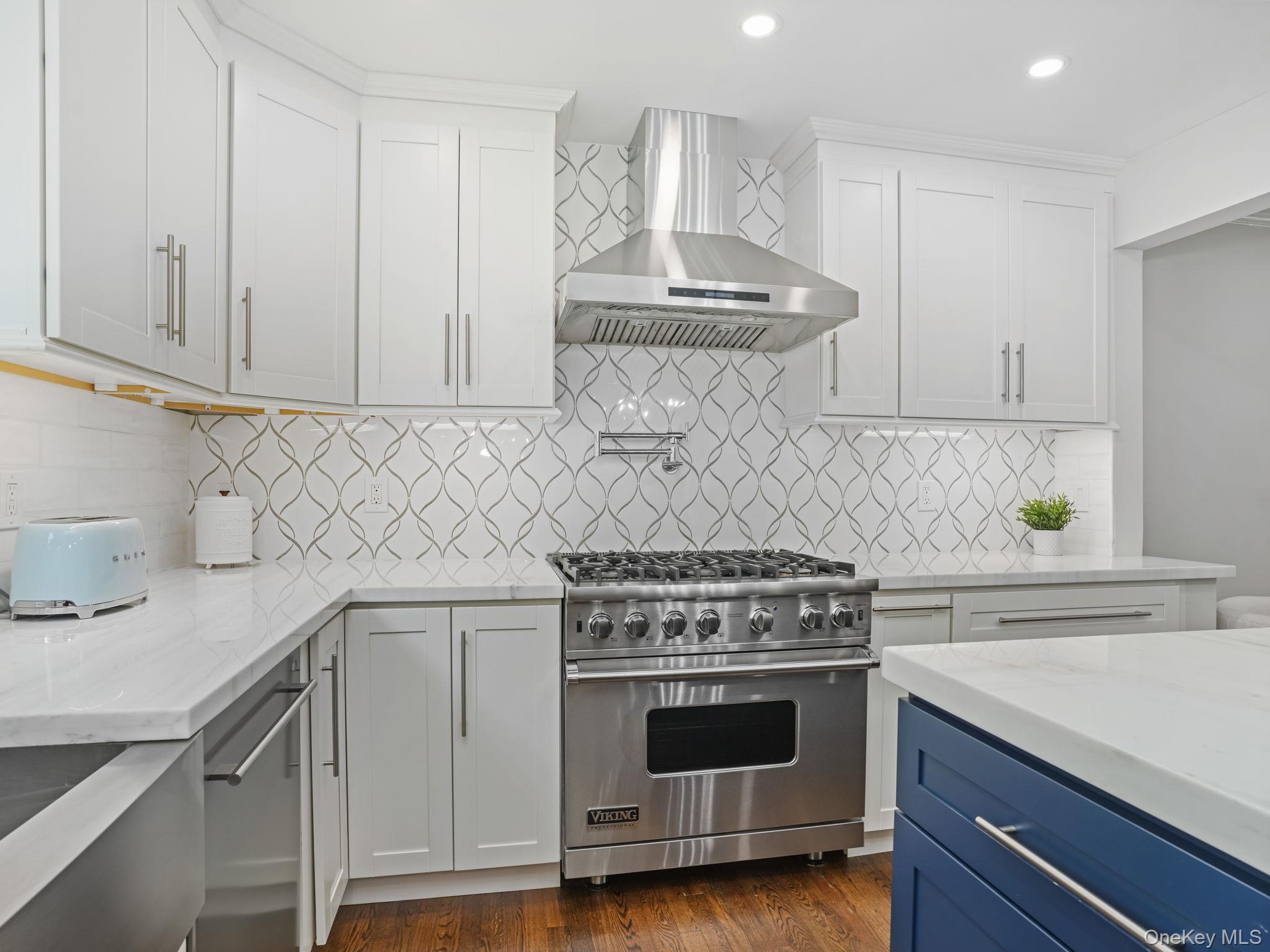 43 Amherst Drive, New Rochelle, NY 10804