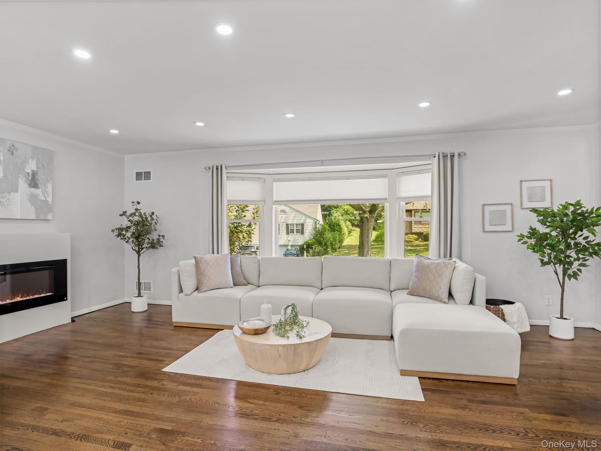 43 Amherst Drive, New Rochelle, NY 10804