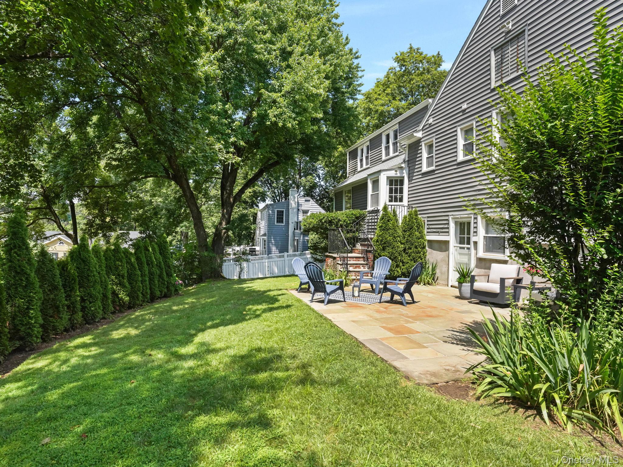 43 Amherst Drive, New Rochelle, NY 10804