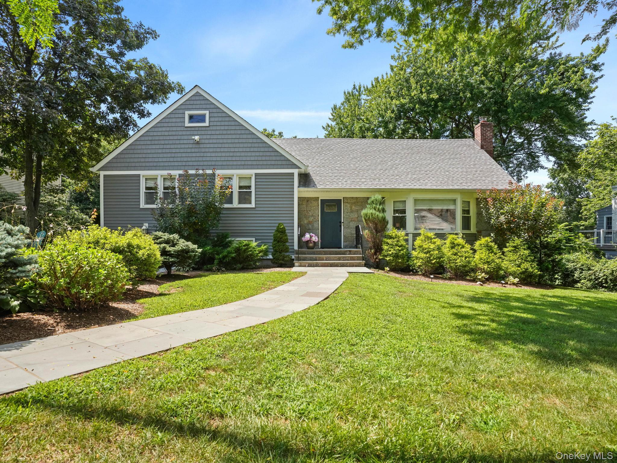 43 Amherst Drive, New Rochelle, NY 10804